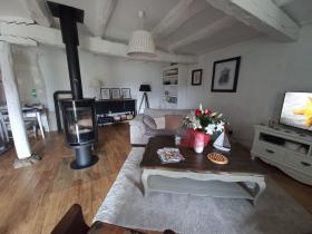 House with exceptional view of the Pyrenees