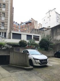 Outstanding luxury apartment in liveliest and trendy Paris neighborhood